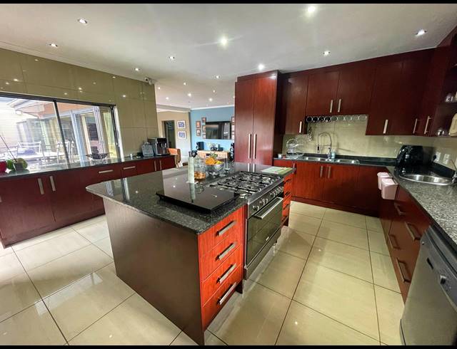 4 BEDROOM HOUSE FOR SALE IN THREE RIVERS PROPER